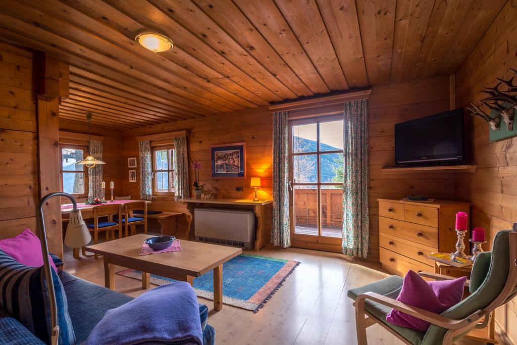 Chalets Ebner Eben Im Pongau Exterior photo